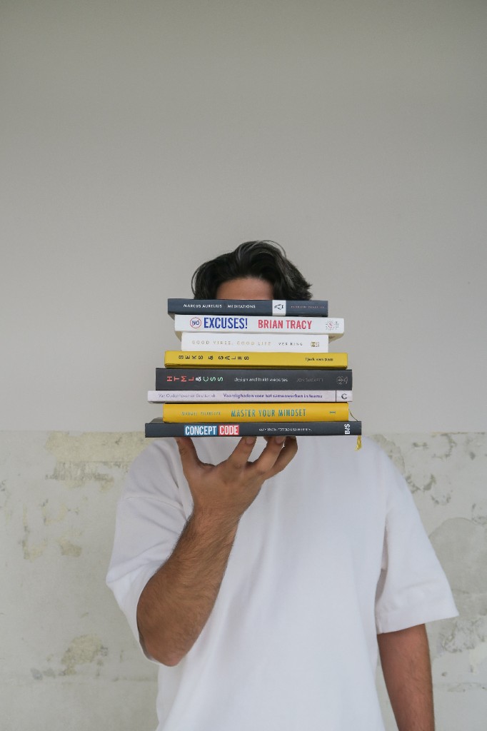 Books on sales and mindset as the foundation of a strong high ticket strategy